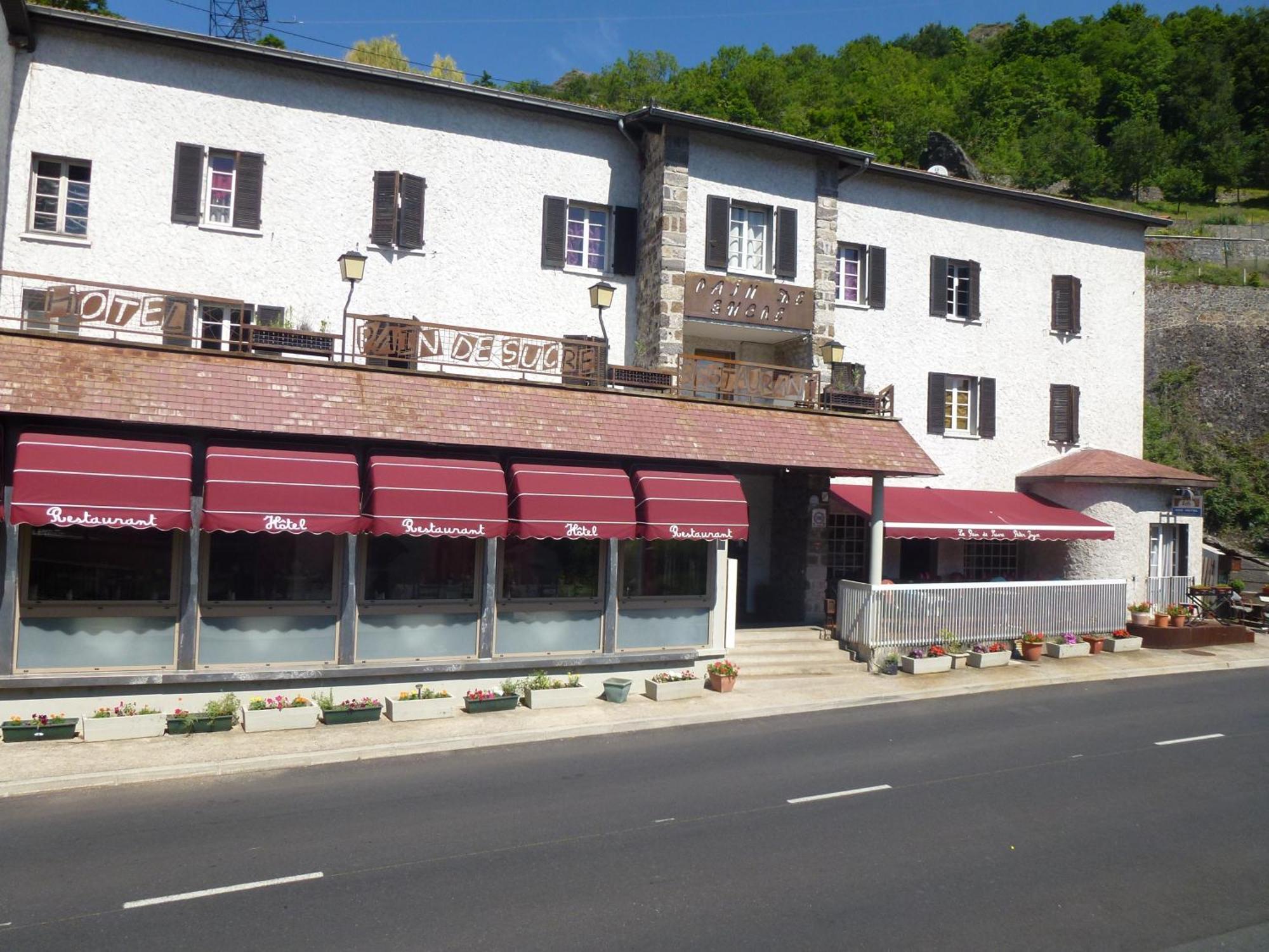 Hotel Restaurant Le Pain De Sucre Monistrol-dʼAllier 외부 사진